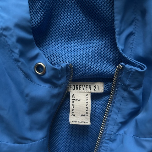 Forever 21 Blue Hooded Windbreaker Jacket - Picture 2 of 4